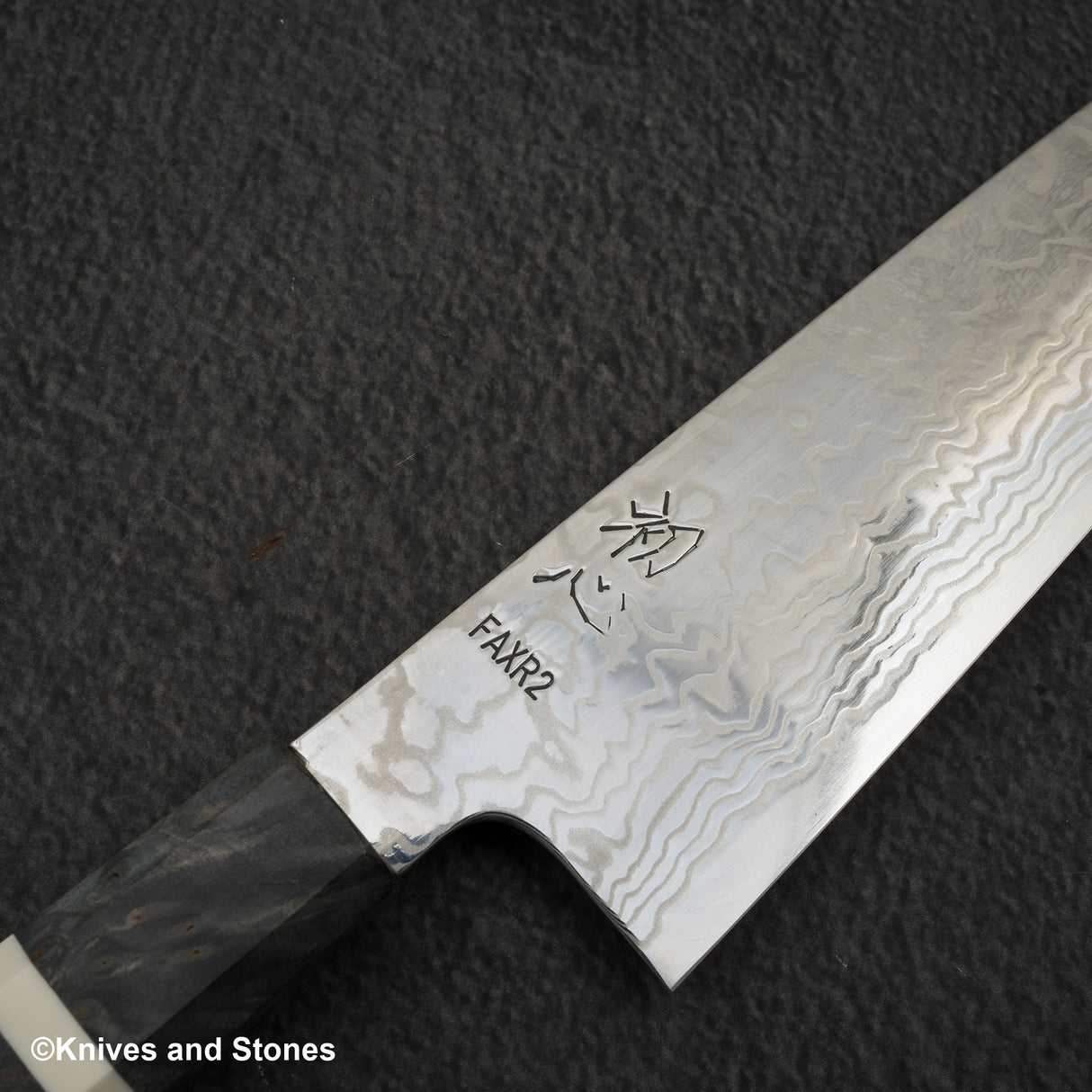 하츠코코로 FAXR2 다마스커스 규토(셰프나이프) 210mm