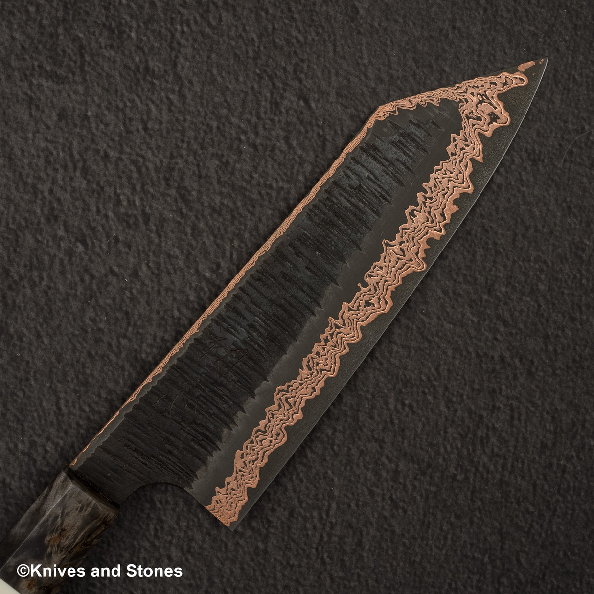 Hatsukokoro x Nigara Yorokobi SLD Copper Tsuchime Damascus Bunka 180mm Birch Handle