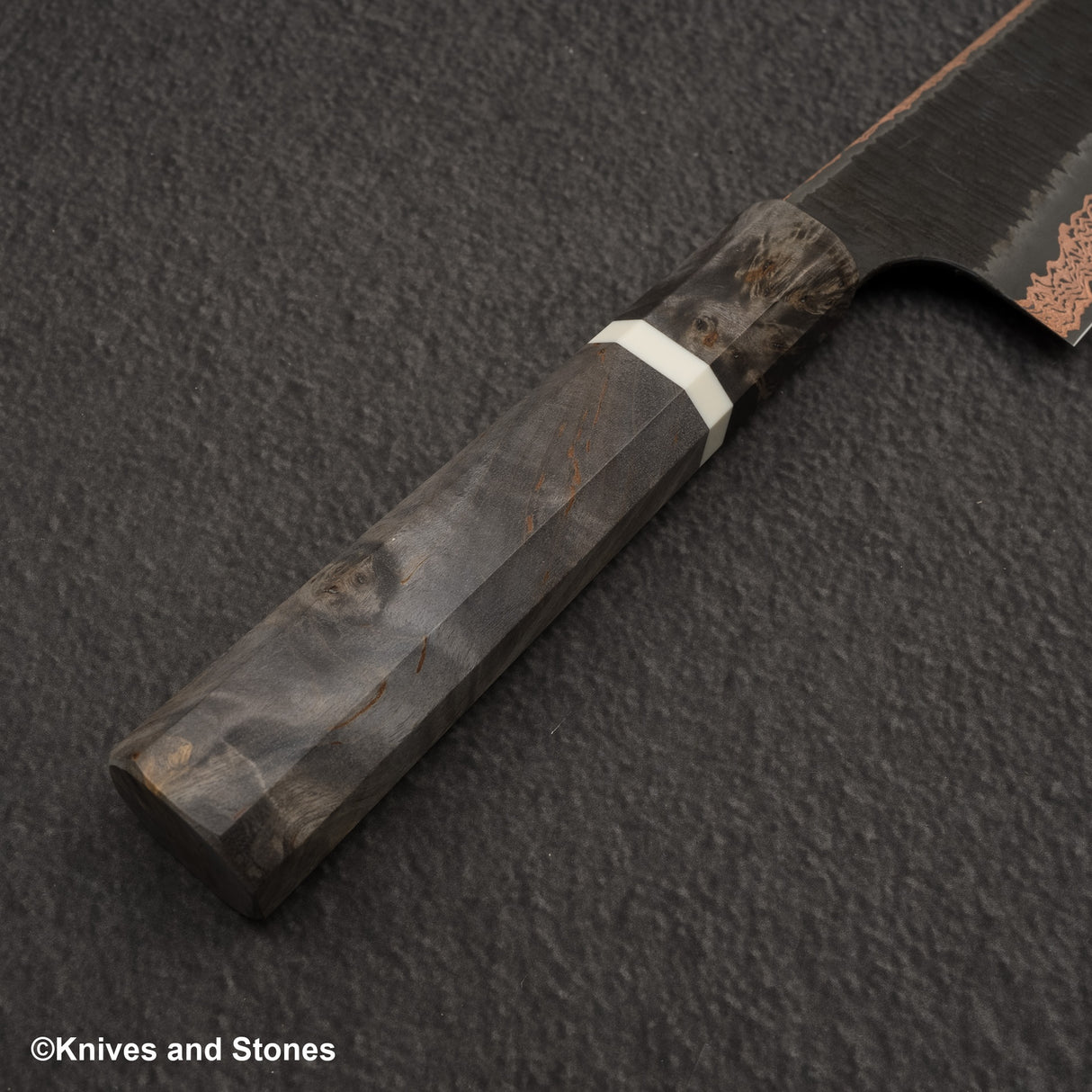 Hatsukokoro x Nigara Yorokobi SLD Copper Tsuchime Damascus Bunka 180mm Birch Handle