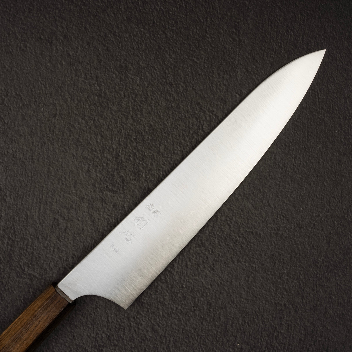하츠코코로 하야부사 슈퍼청지 미가키 규토(셰프나이프) 240mm 블랙 차카테 핸들