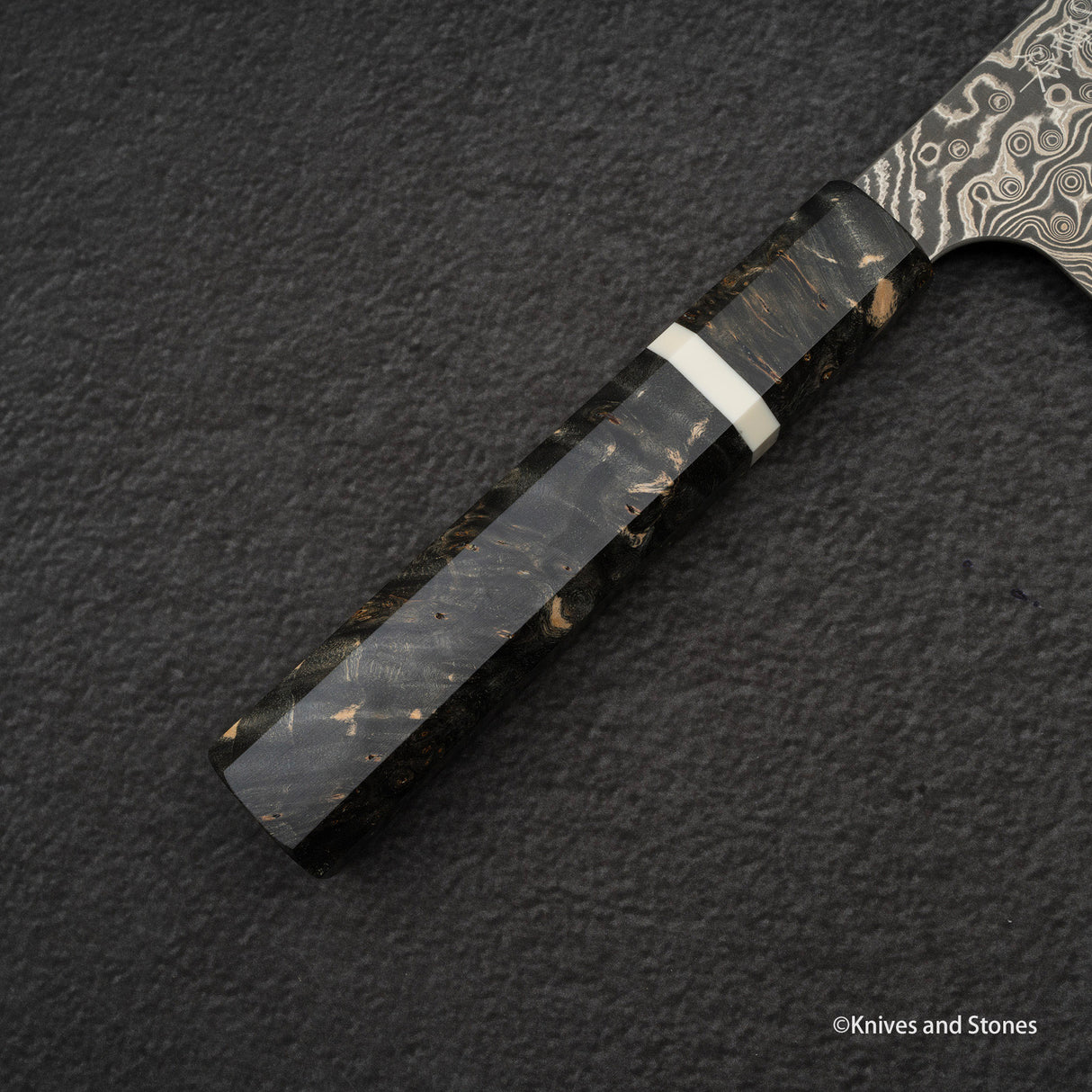 Nigara Anmon SG2 Raindrop Damascus Santoku 170mm Birch (暗紋)