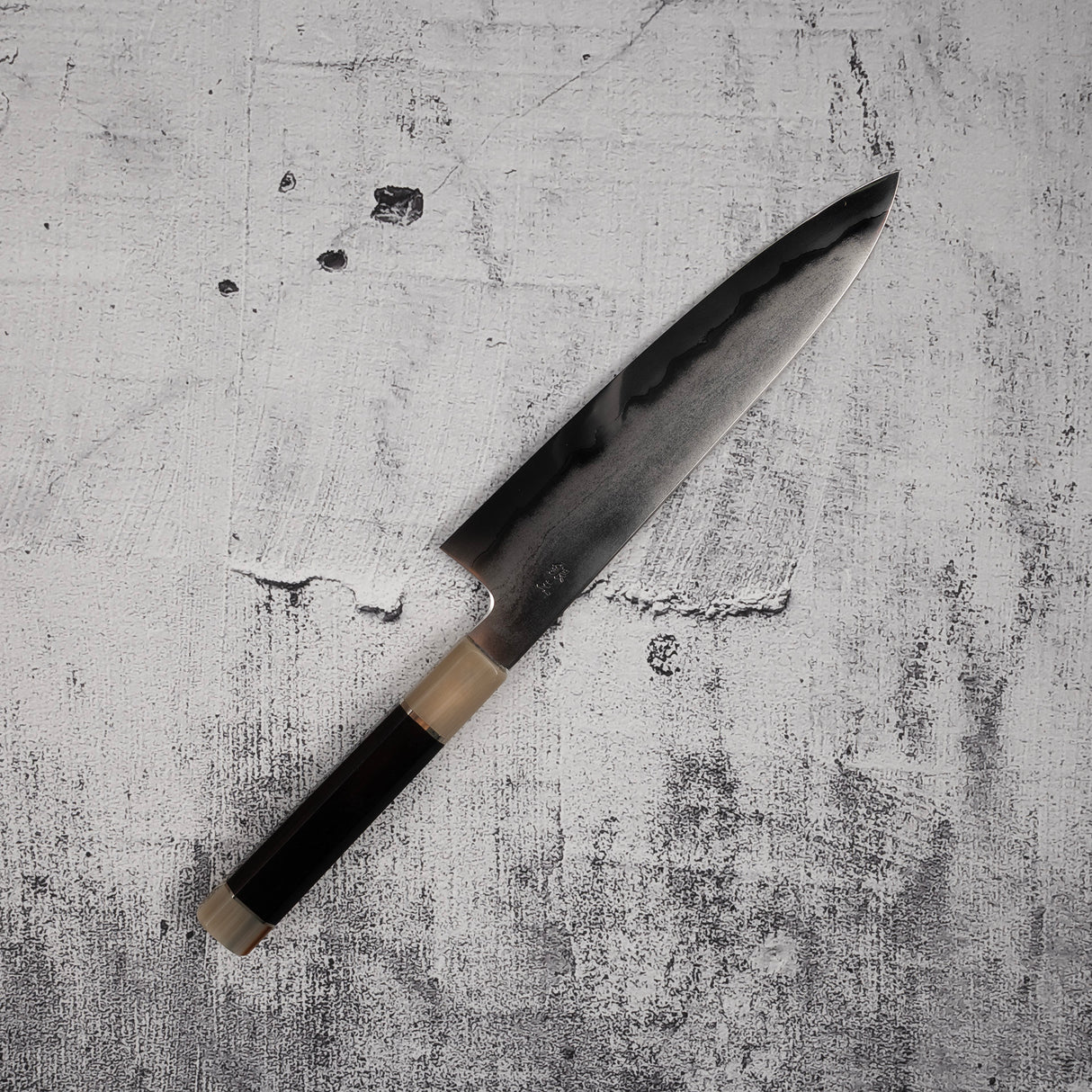 테츠진 은삼강 단류센 규토(셰프나이프) 210mm