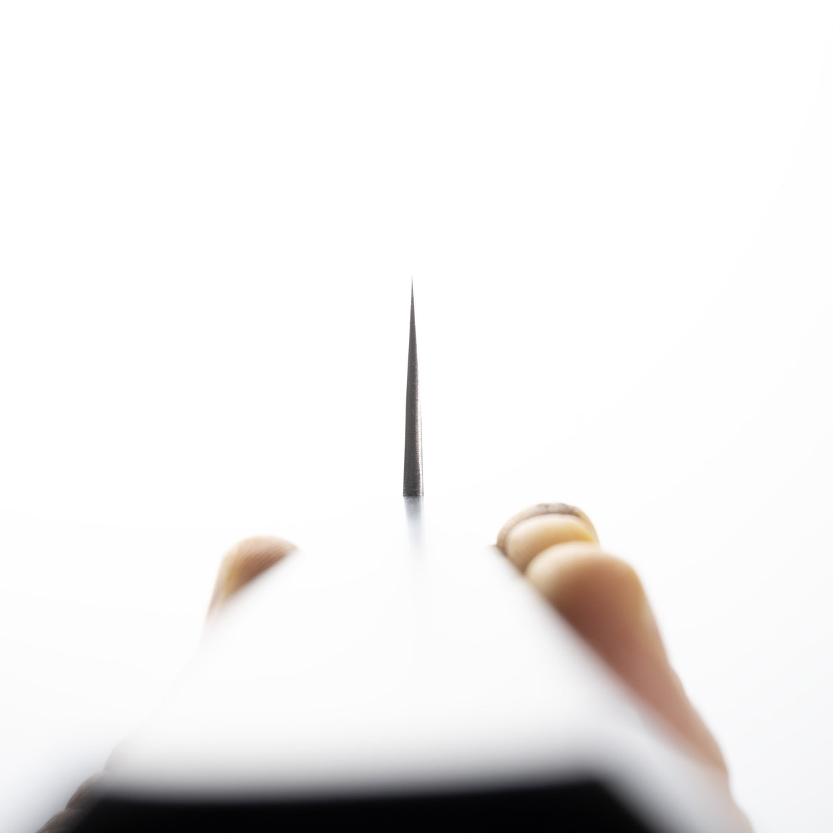 하츠코코로 x 요시카네 백2강 쿠로우치 나시지 스텐클래드 규토(셰프나이프) 210mm 에보니 핸들