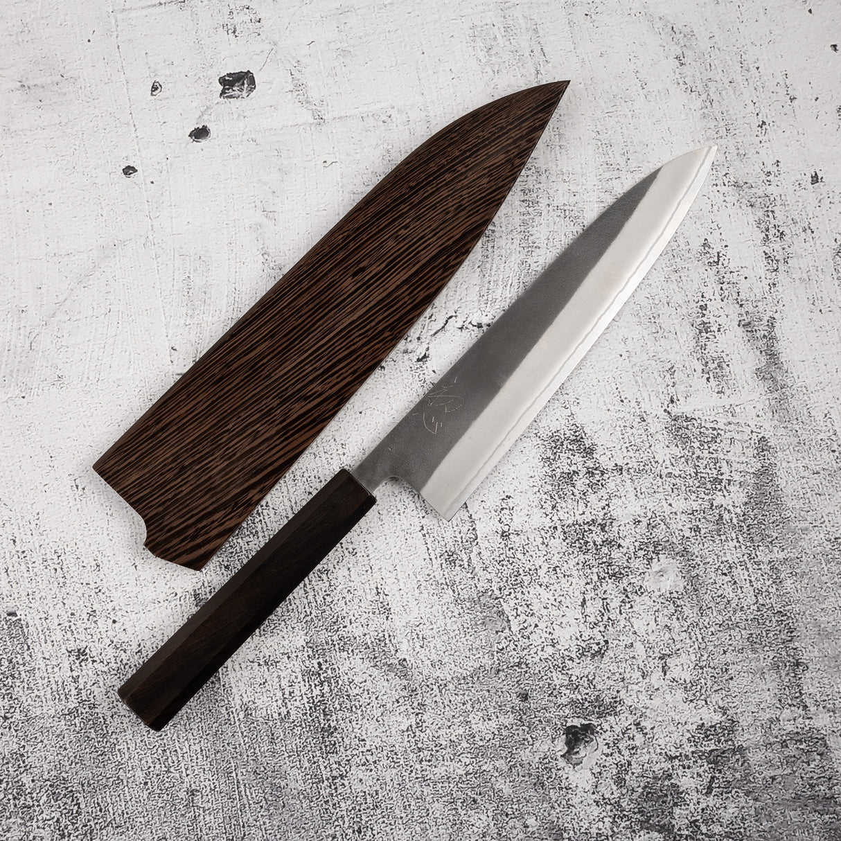 하츠코코로 x 요시카네 백2강 쿠로우치 나시지 스텐클래드 규토(셰프나이프) 210mm 에보니 핸들