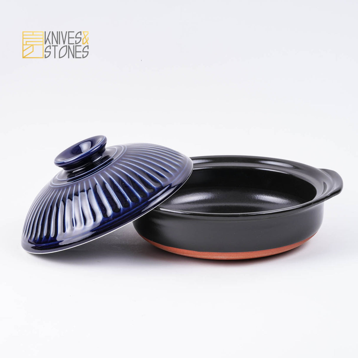 Japanese Do Nabe (Clay Pot) - Ginpo Blue Chrysanthemum