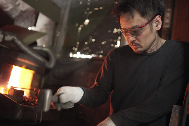 Satoshi Nakagawa hammers at the forge, Nakagawa Uchihamono, Sakai.