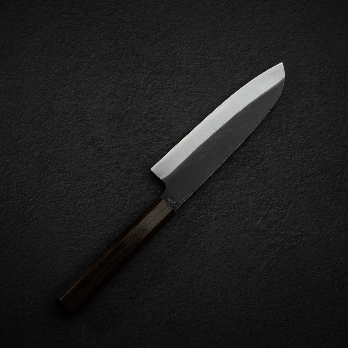 하츠코코로 아오키타에 청2강 쿠로우치 산토쿠(다용도칼) 165mm 블랙 차카테 핸들