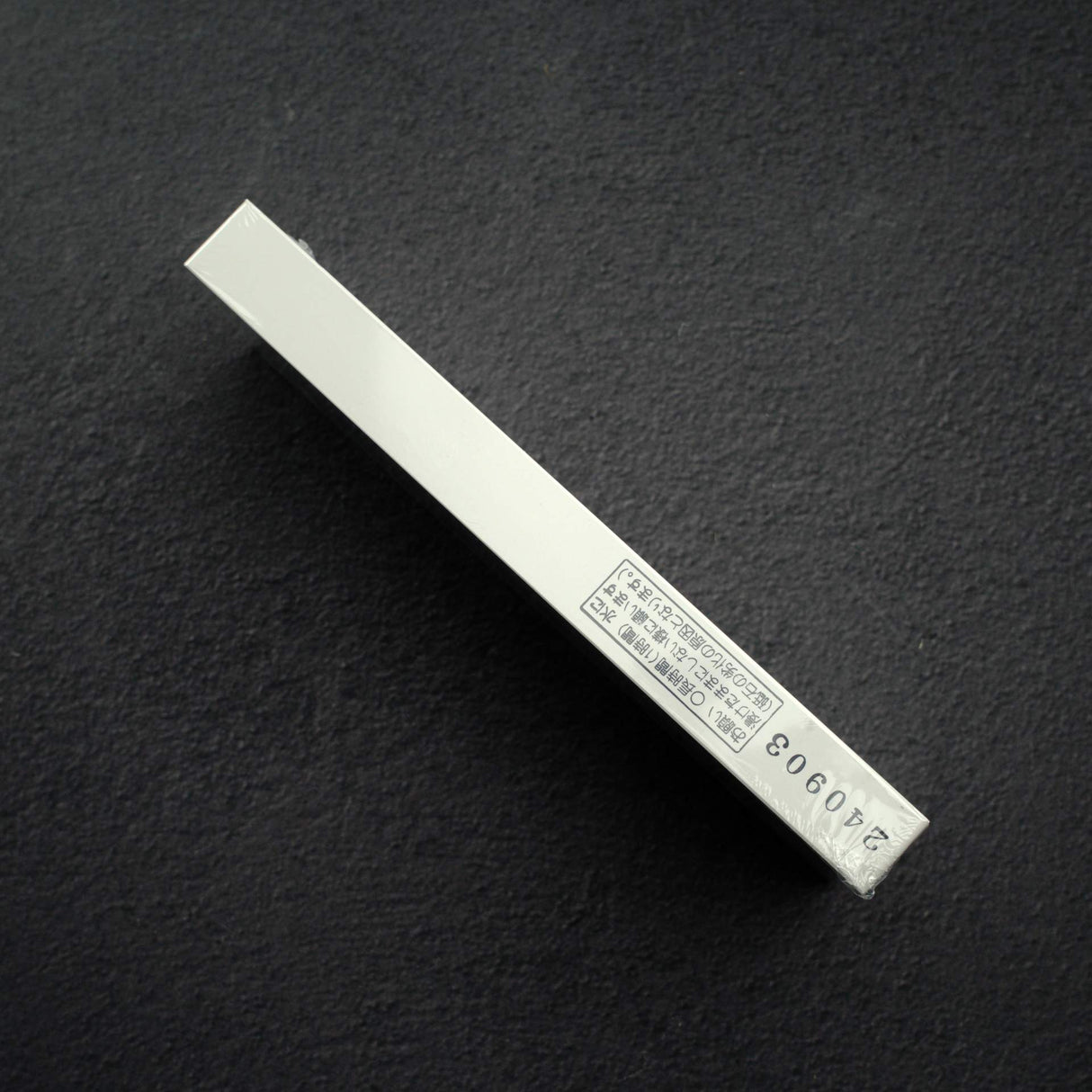 Naniwa Junpaku 'Snow White' 8000 Japanese waterstone