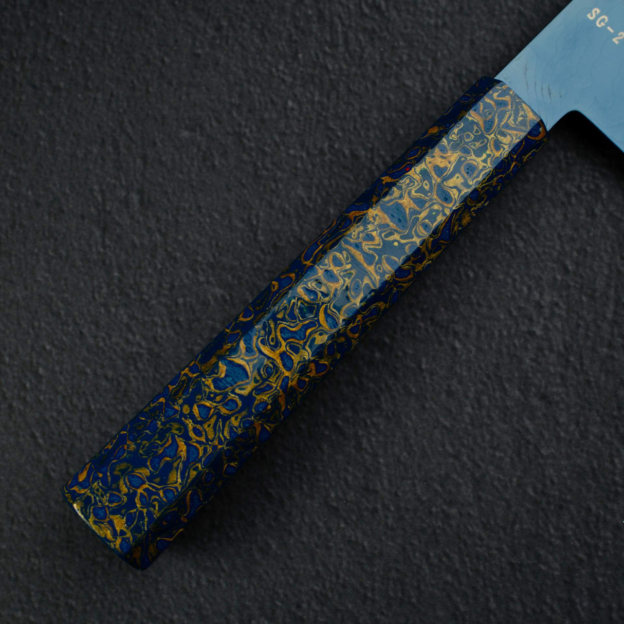 하츠코코로 류효 SG2 다마스커스 블루 산토쿠(다용도칼) 180mm 우루시 핸들