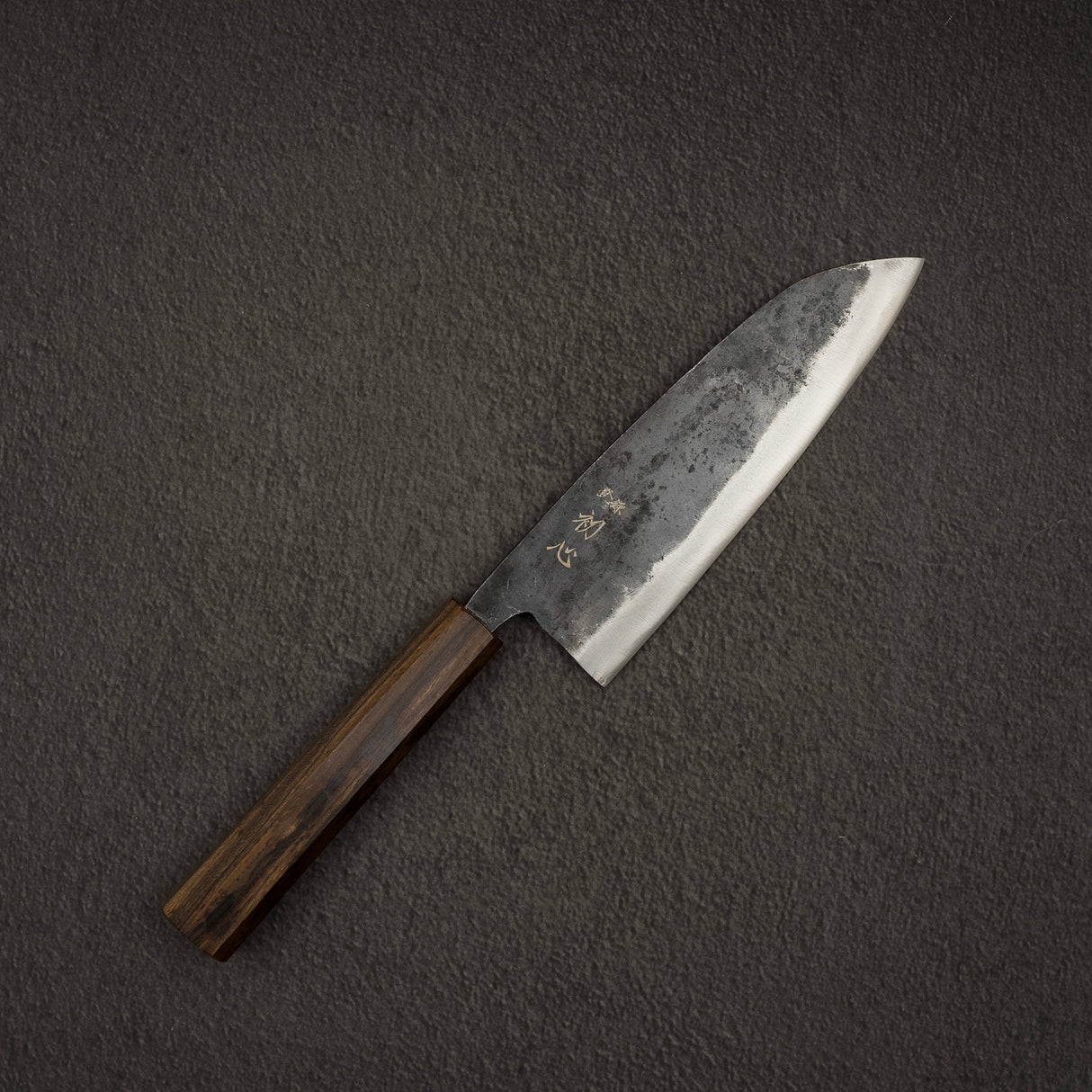 하츠코코로 쿠로가네 청2강 쿠로우치 산토쿠(다용도칼) 165mm 블랙 차카테