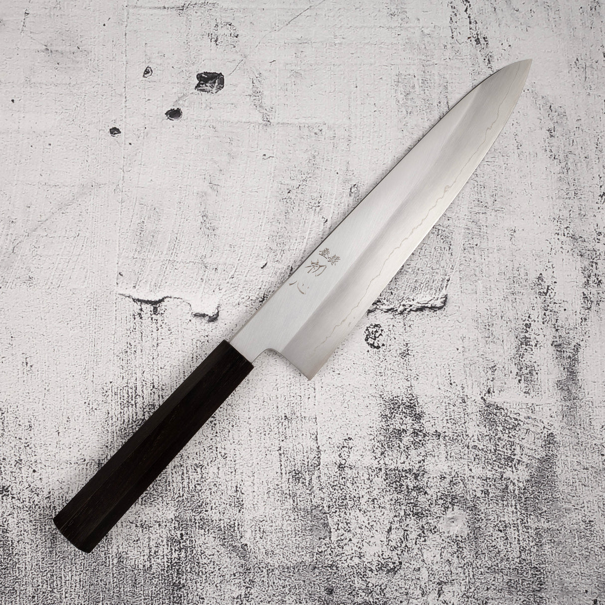 하츠코코로 x 나카가와 은삼강 와이드베벨 규토(셰프나이프) 240mm