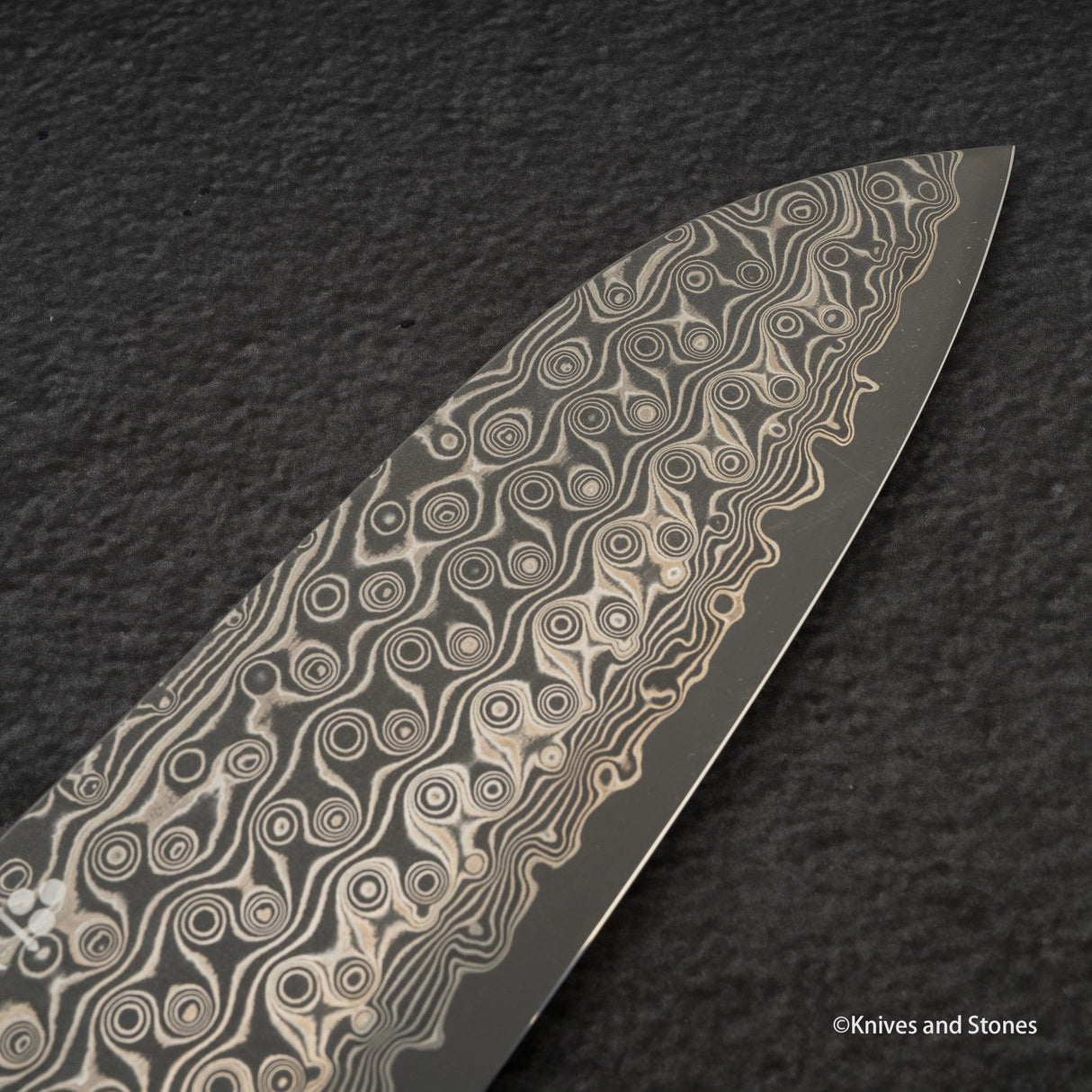 Nigara Anmon SG2 Raindrop Damascus Santoku 170mm Birch (暗紋)