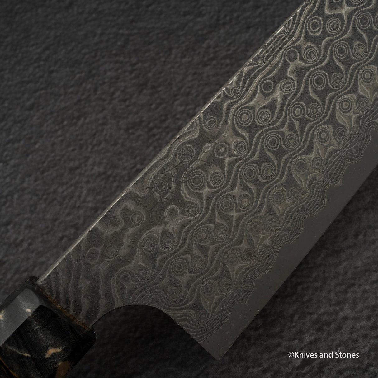 Nigara Anmon SG2 Raindrop Damascus Santoku 170mm Birch (暗紋)